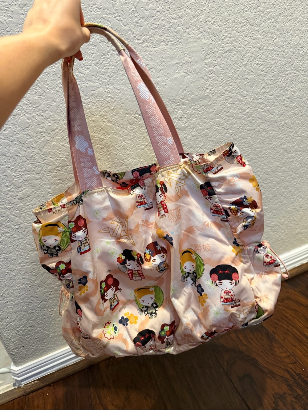 Harajuku Lovers by Gwen Stefani Y2K Kawaii Kokeshi / Geisha Tote Pale Pink BTS - Picture 2 of 6